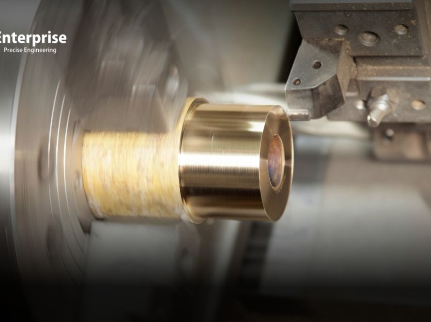 CNC turning vs CNC milling